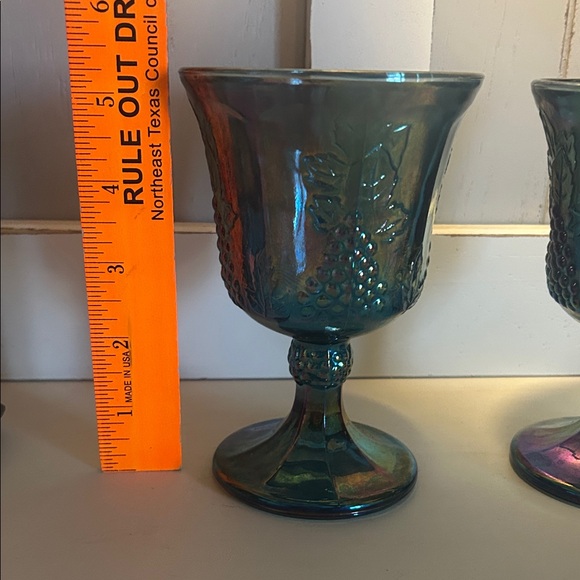 Vgt carnival glass goblet with Harvest Moon design. - Picture 7 of 7